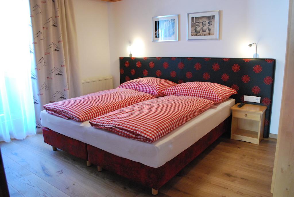 Gastehaus Einodberg Hotel Mittersill Room photo